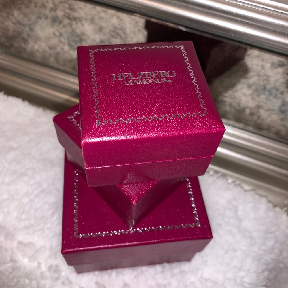 •3 Helzberg boxes (Ring Box)